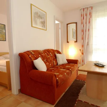 Residenz Am 6-75 *